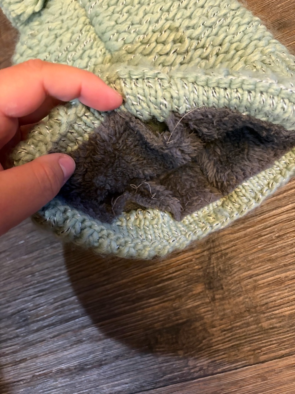 Carhartt Hat Beanie Knit Pom One Size Green Fleece Lined Winter Womens Warm Cozy - Picture 3 of 4